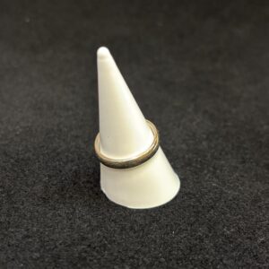 Acrylic Ring display cone 25mm diameter x 51mm  (bags of 10)